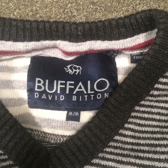 Sweater - Picture 4 of 6